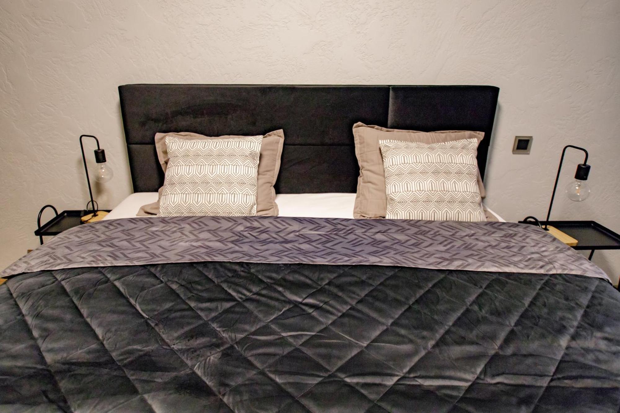 Hales Old Town Urban Apartments ヴィリニュス エクステリア 写真
